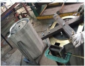 Machine de coulée de transformateurs à sec avec moules pour isolation électrique
