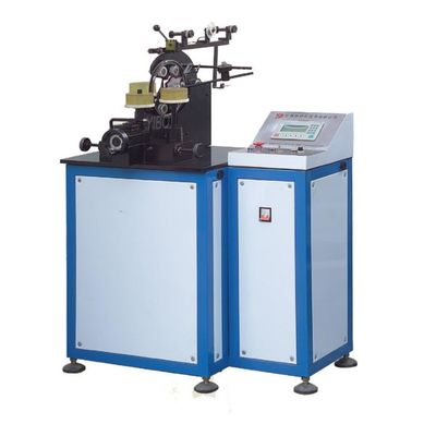 Machine à souder automatique à bobine CNC pour transformateur de tension sur isolants électriques
